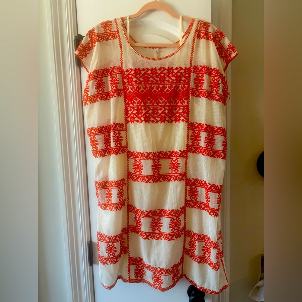 Brick red  and ecru Uncle Frank Embroidered Dress
Gently used condition